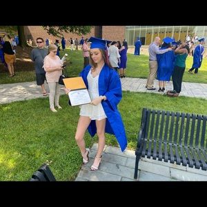 Meet your Posher, Jade